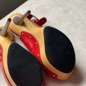 Bebe red sandals